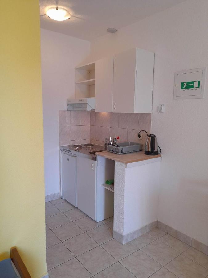 Apartments With A Parking Space Gradac, Makarska - 11332 Градац Экстерьер фото